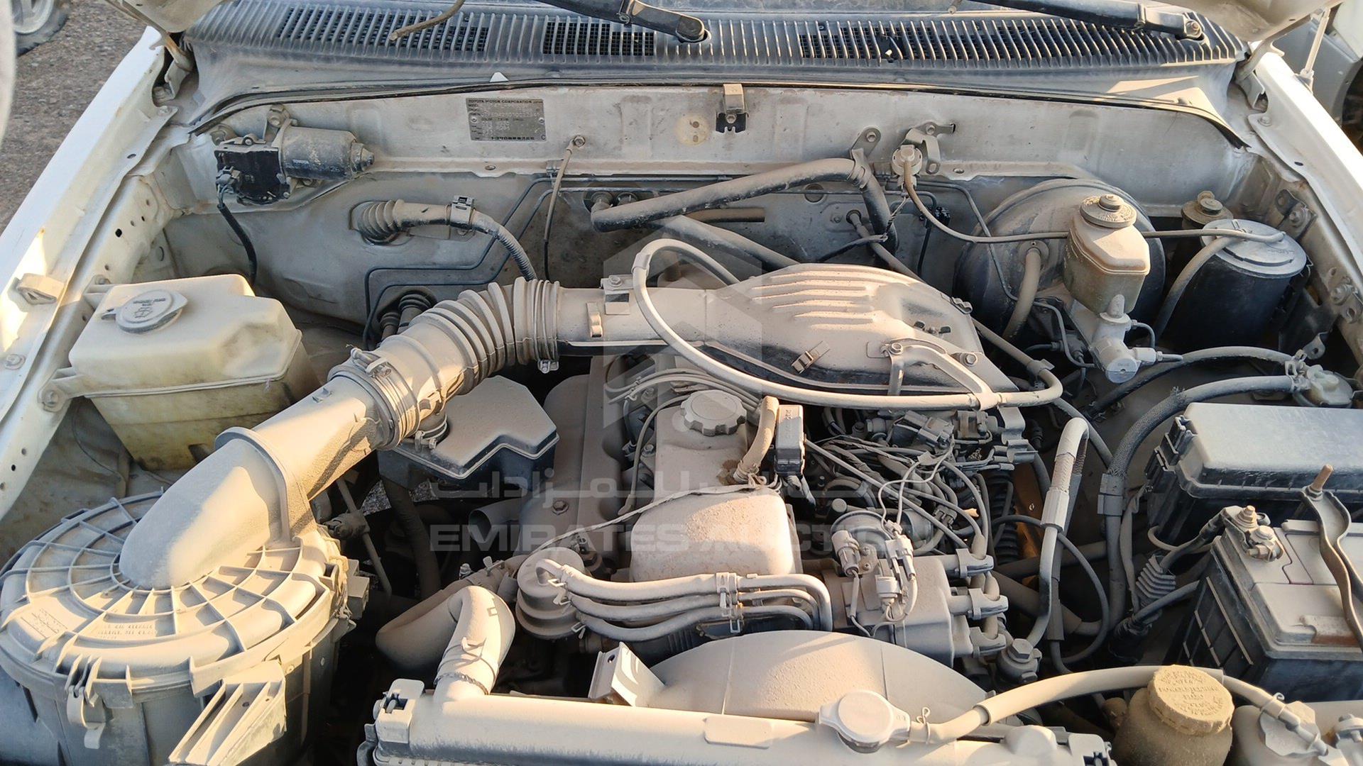 2000 TOYOTA HILUX VIN: JTFEG426010022941