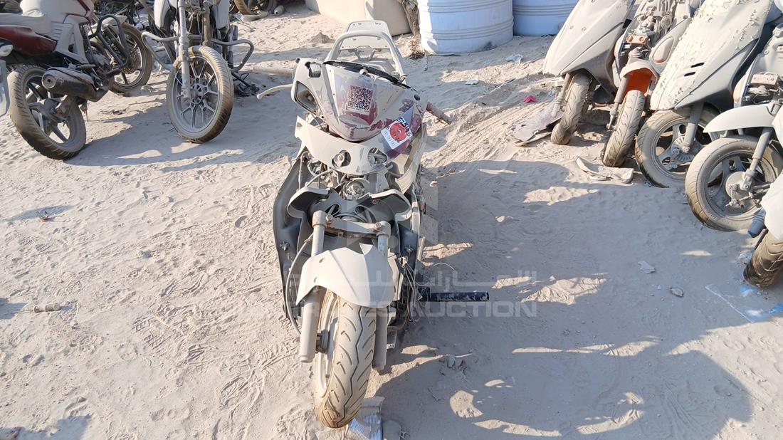 2014 Suzuki AN125HK — Full Front View — Photo 1