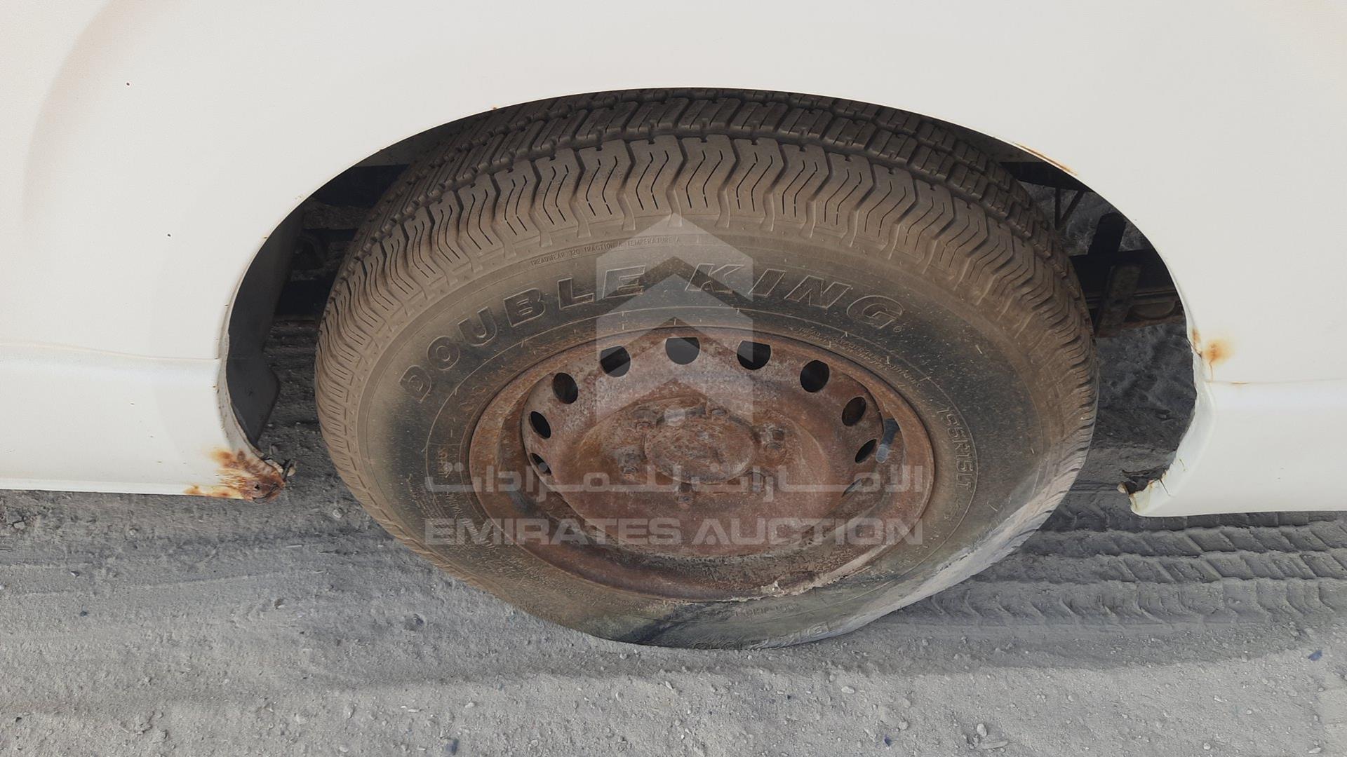 2006 TOYOTA HIACE VIN: JTGJX02P260004721