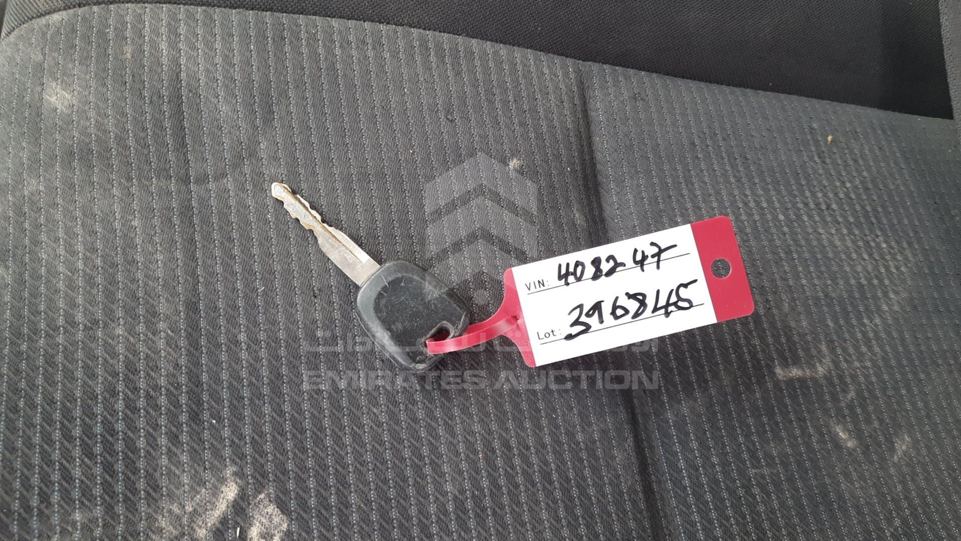 2009 SUZUKI SWIFT VIN: JS2ZC21S195408247