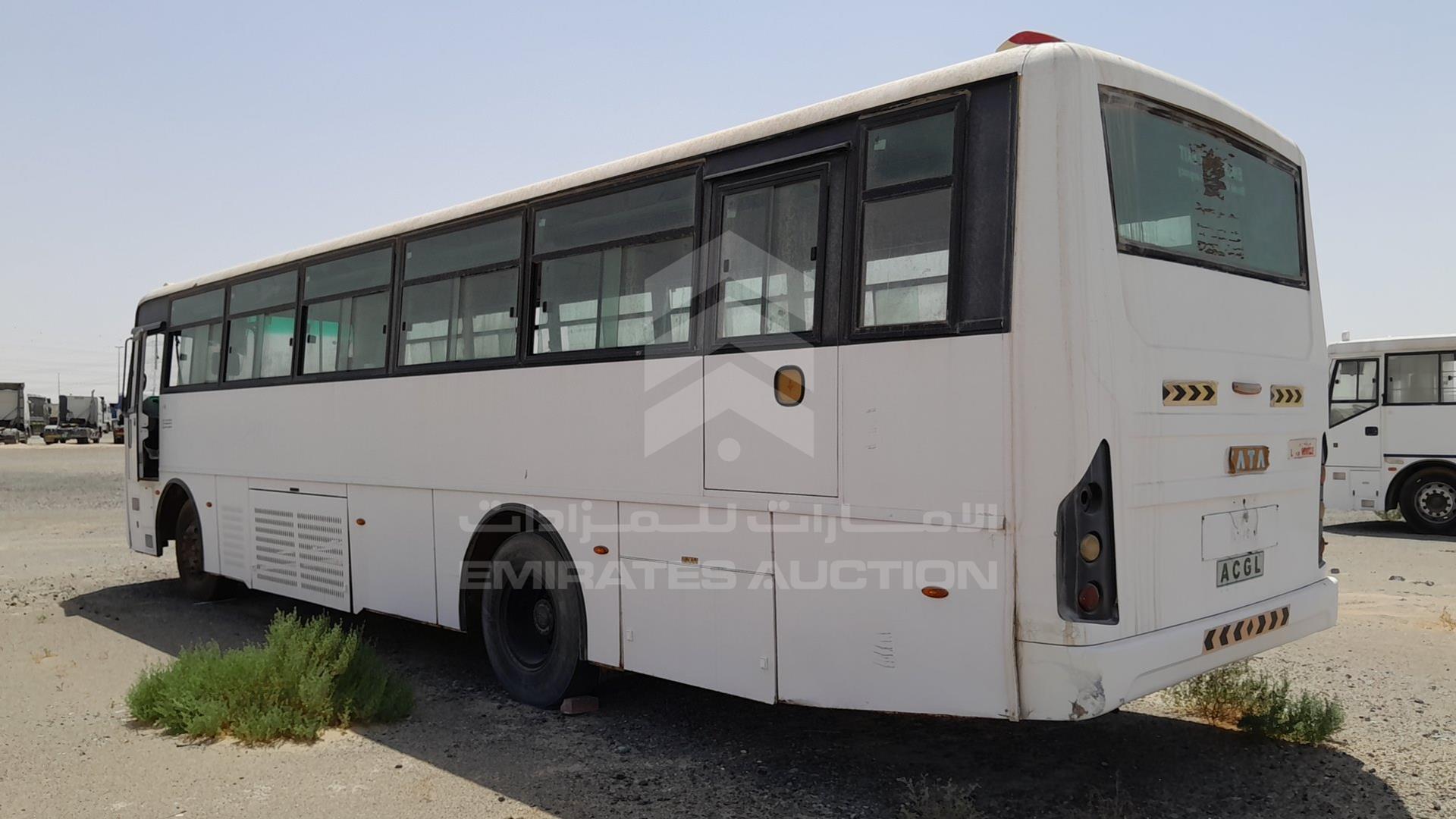 2016 TATA BUS VIN: MAT449253G0L01644