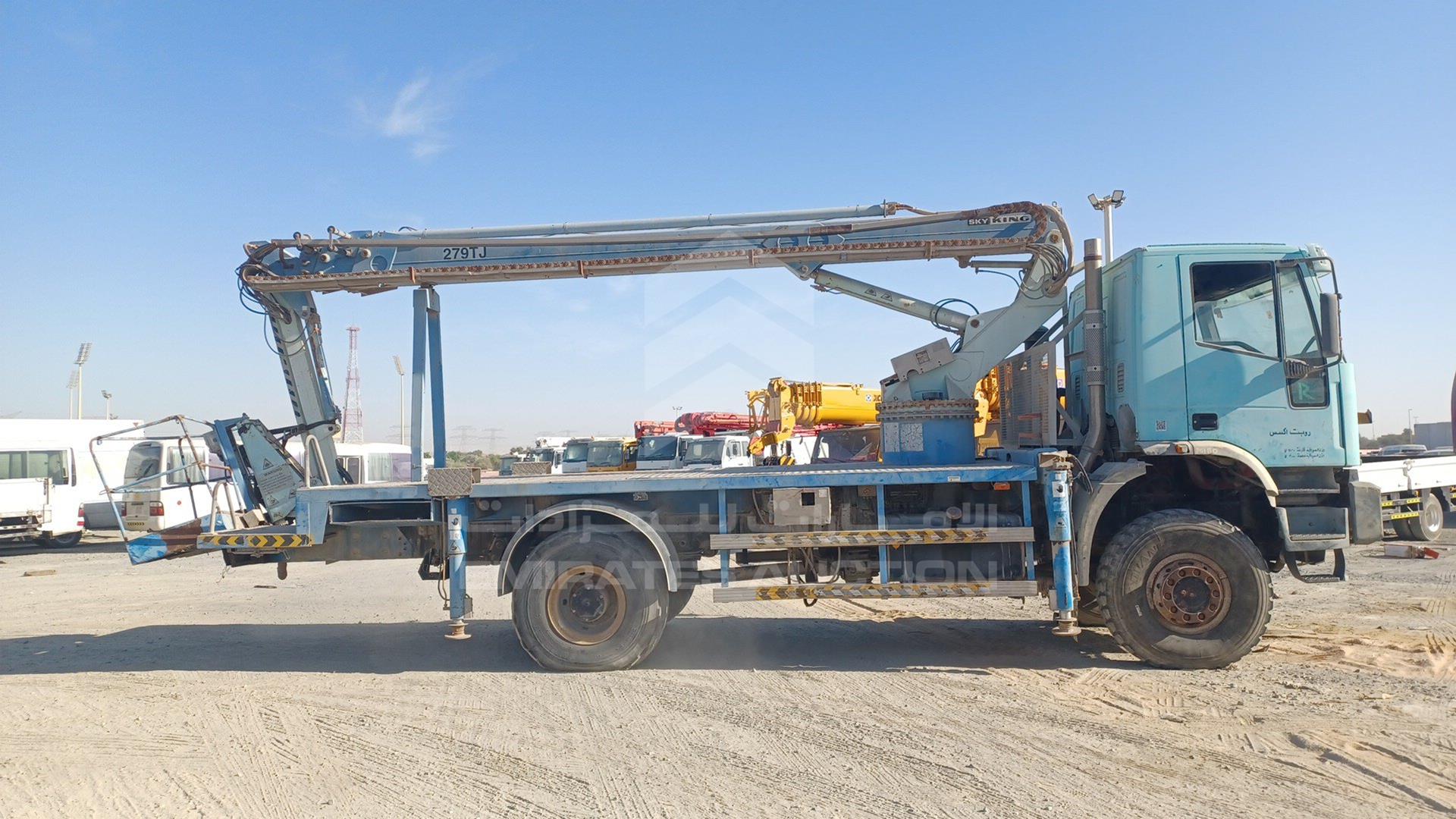 2000 IVECO --- VIN: WJMB1VNS00C073305