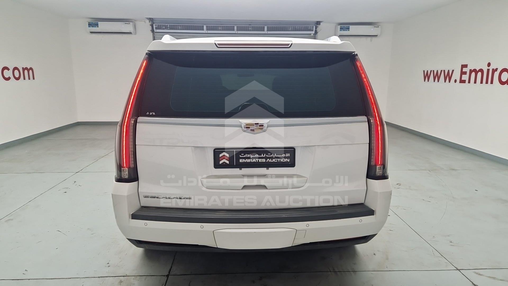 2017 CADILLAC ESCALADE VIN: 1GYS47KJ7HR507619