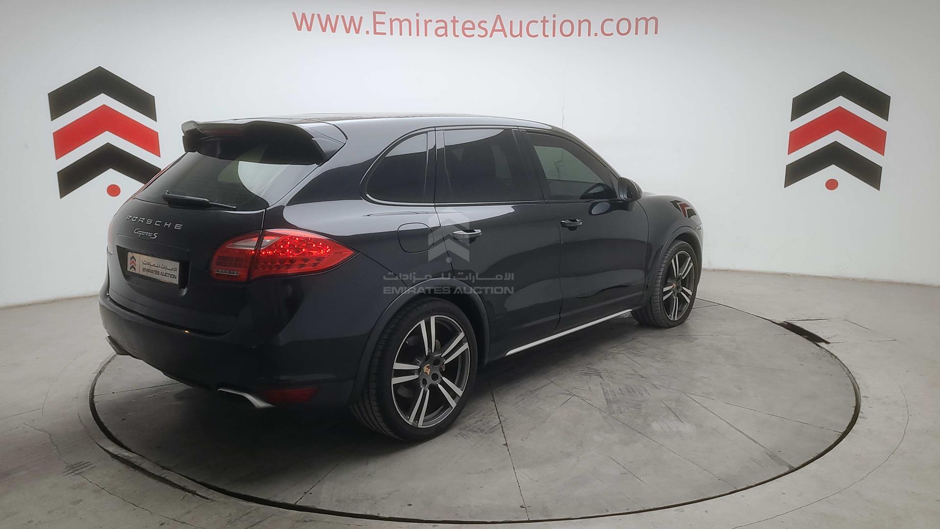 2013 PORSCHE CAYENNE S VIN: WP1ZZZ92ZDLA86594