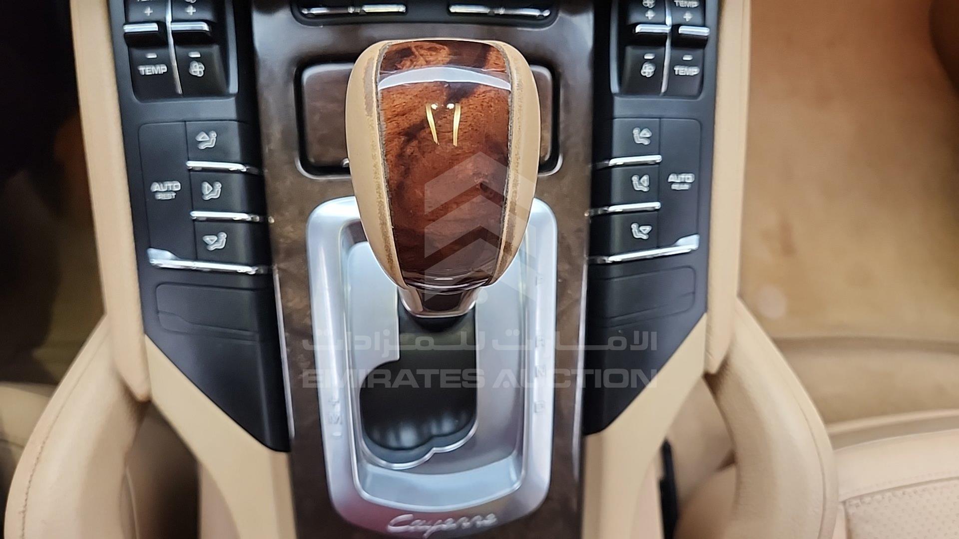 2013 PORSCHE CAYENNE VIN: WP1ZZZ92ZDLA01710