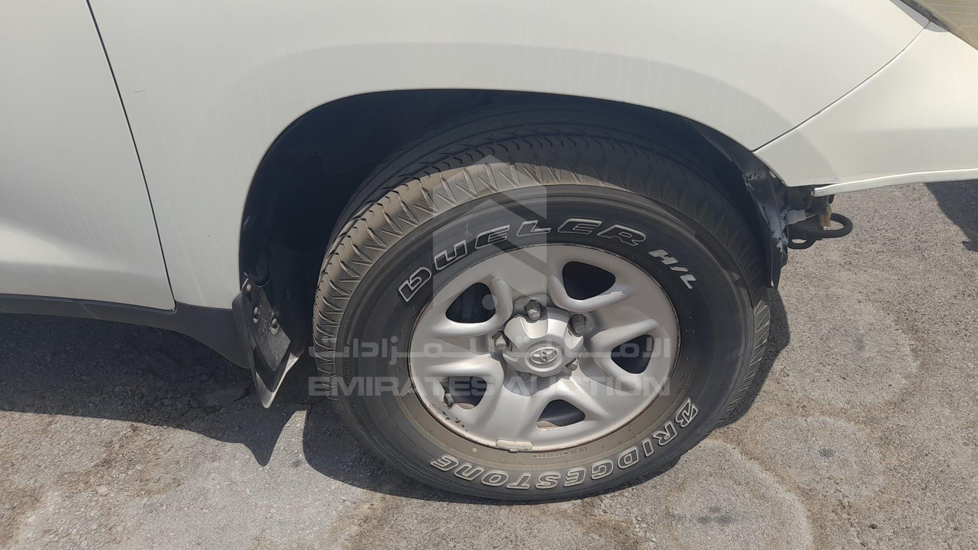 2013 TOYOTA LAND CRUISER VIN: JTMDU09J9D4063291