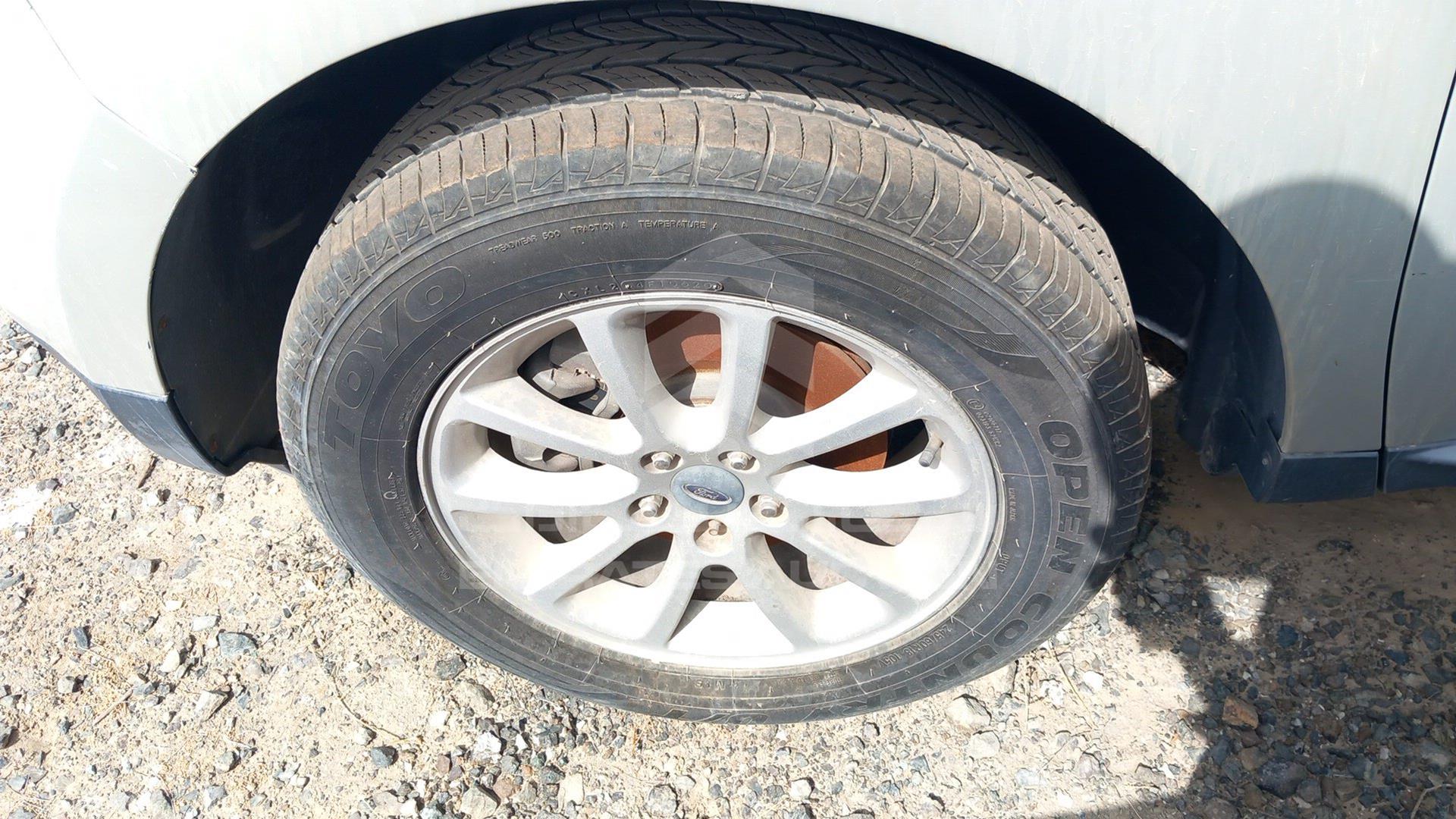 2007 FORD EDGE VIN: 2FMDK48C17BB42640