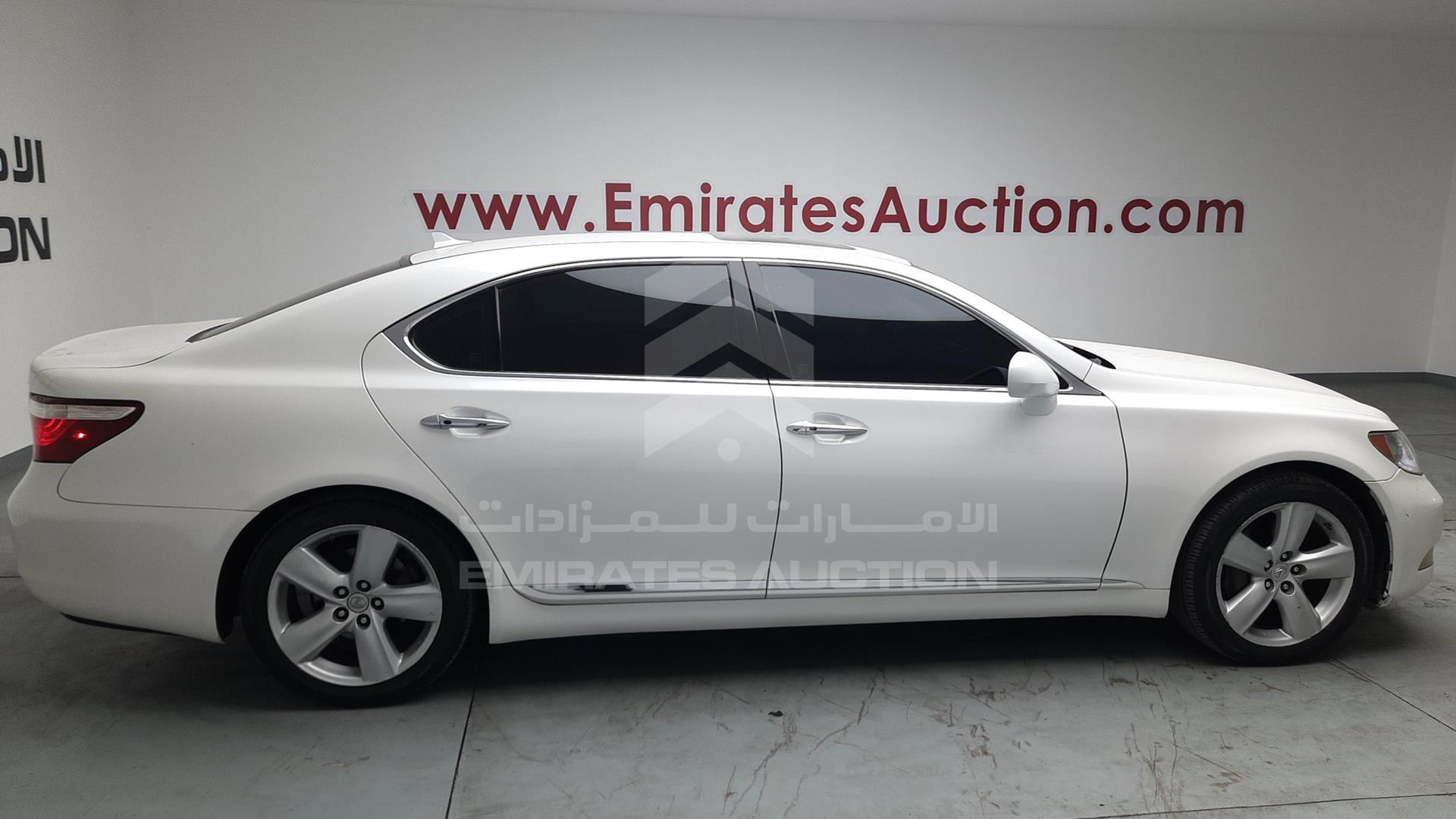 2007 LEXUS LS 460 L VIN: JTHGL46F675016000