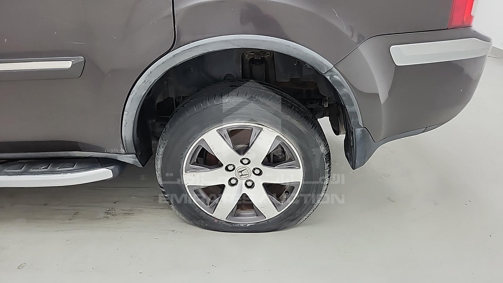 2012 HONDA PILOT VIN: 5FNYF4887CB704060