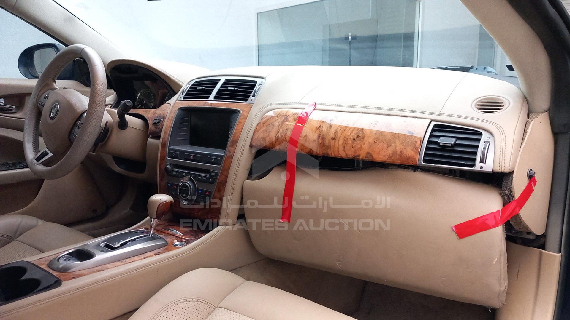2007 JAGUAR XK VIN: SAJAA44F475B00238