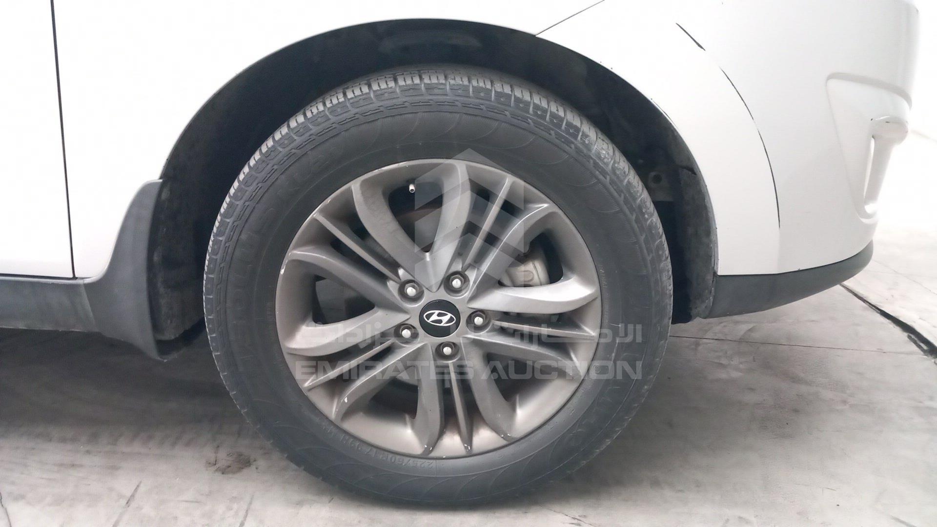 2015 HYUNDAI TUCSON VIN: KMHJT81E0FU045036