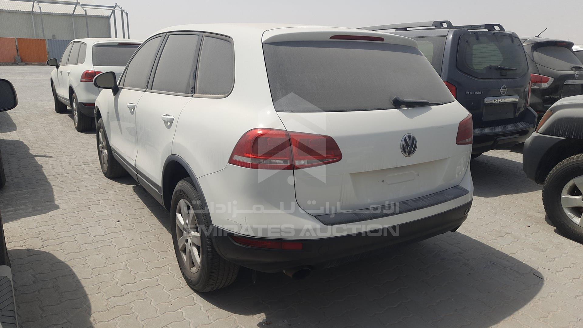 2013 VOLKSWAGEN TOUAREG VIN: WVGBC2BP7DD000268
