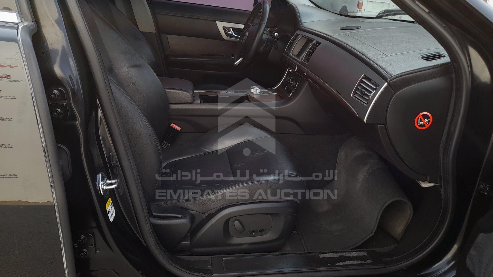 SAJAA05D5CFS48132 - 2012 Jaguar XF - #359234
