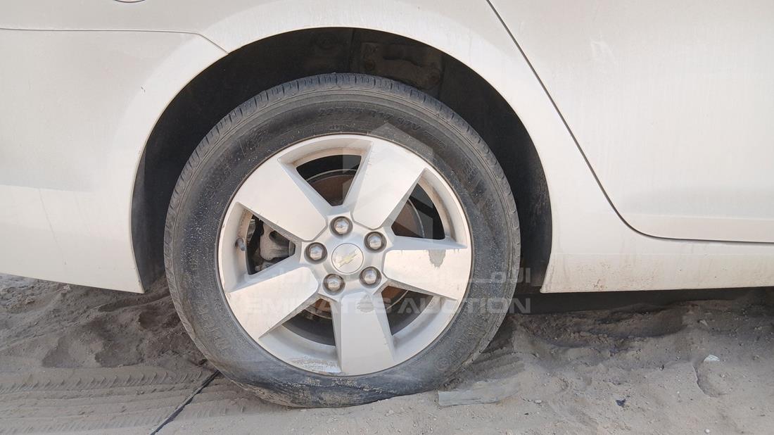 2016 Chevrolet Malibu — Rear Right Tyre — Photo 30