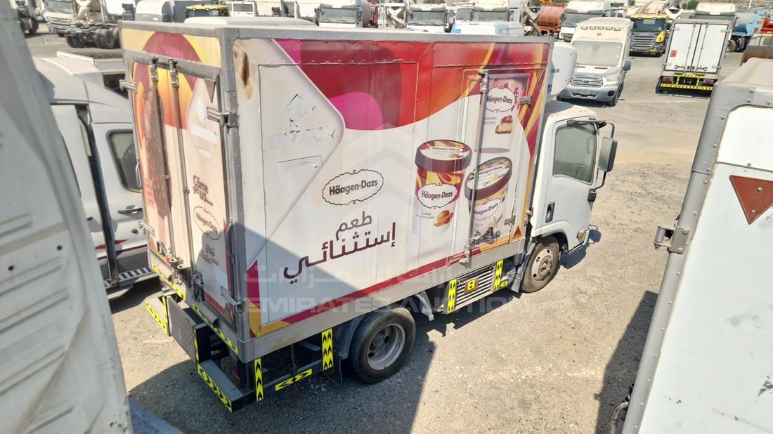 اسوزو بيك - اب 2014 — الزاوية الخلفية اليمنى — صورة 8