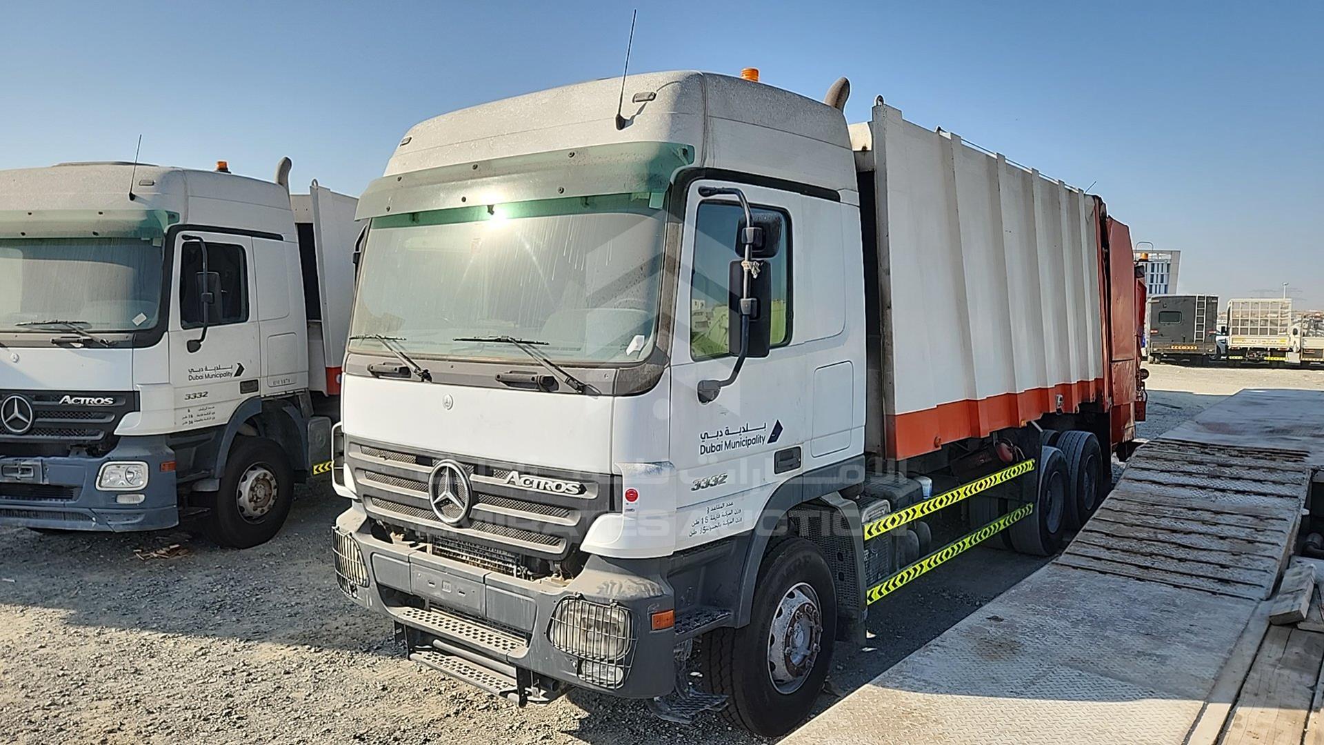 2008 MERCEDES ACTROS VIN: WDAKHCAA98L280332