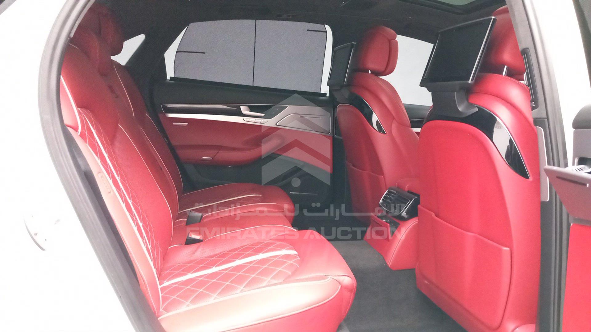 2016 AUDI A8 VIN: WAUY2BFD0GN000917