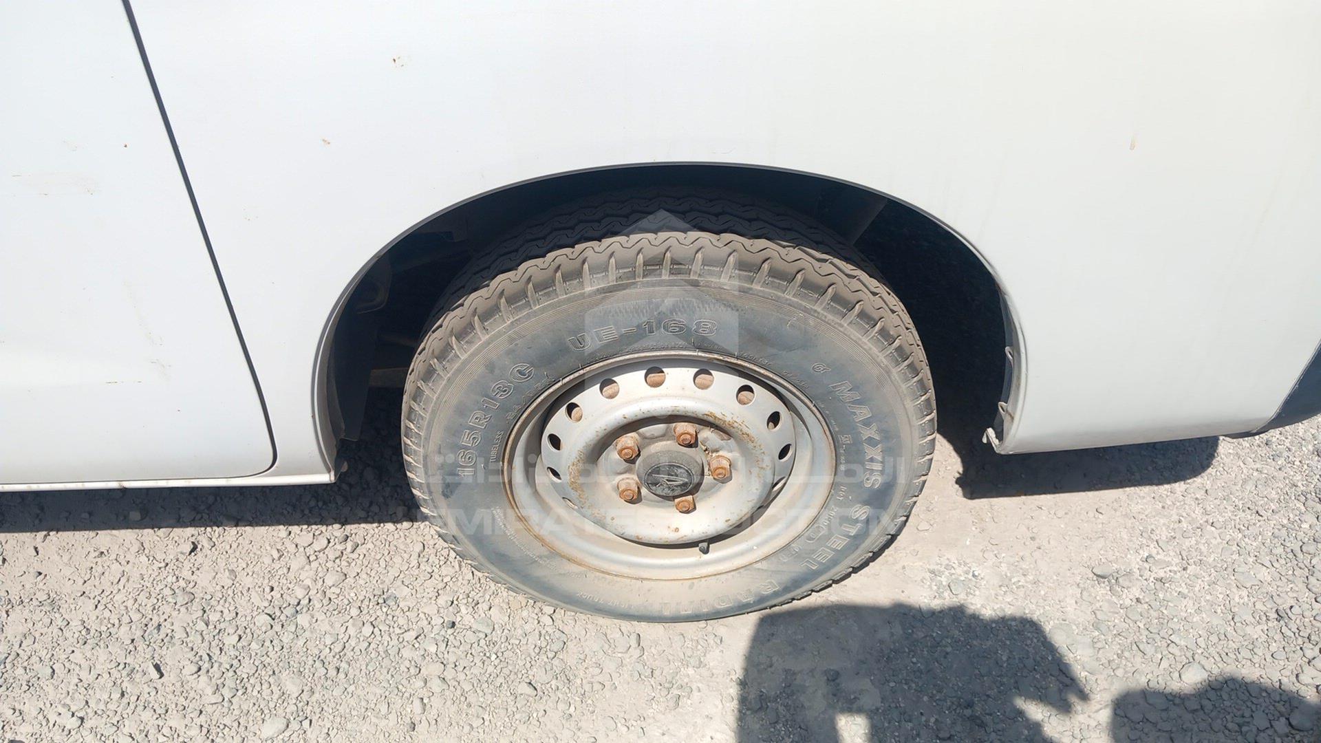2015 DAIHATSU GRAN MAX VIN: MHKBC31F9FK000683
