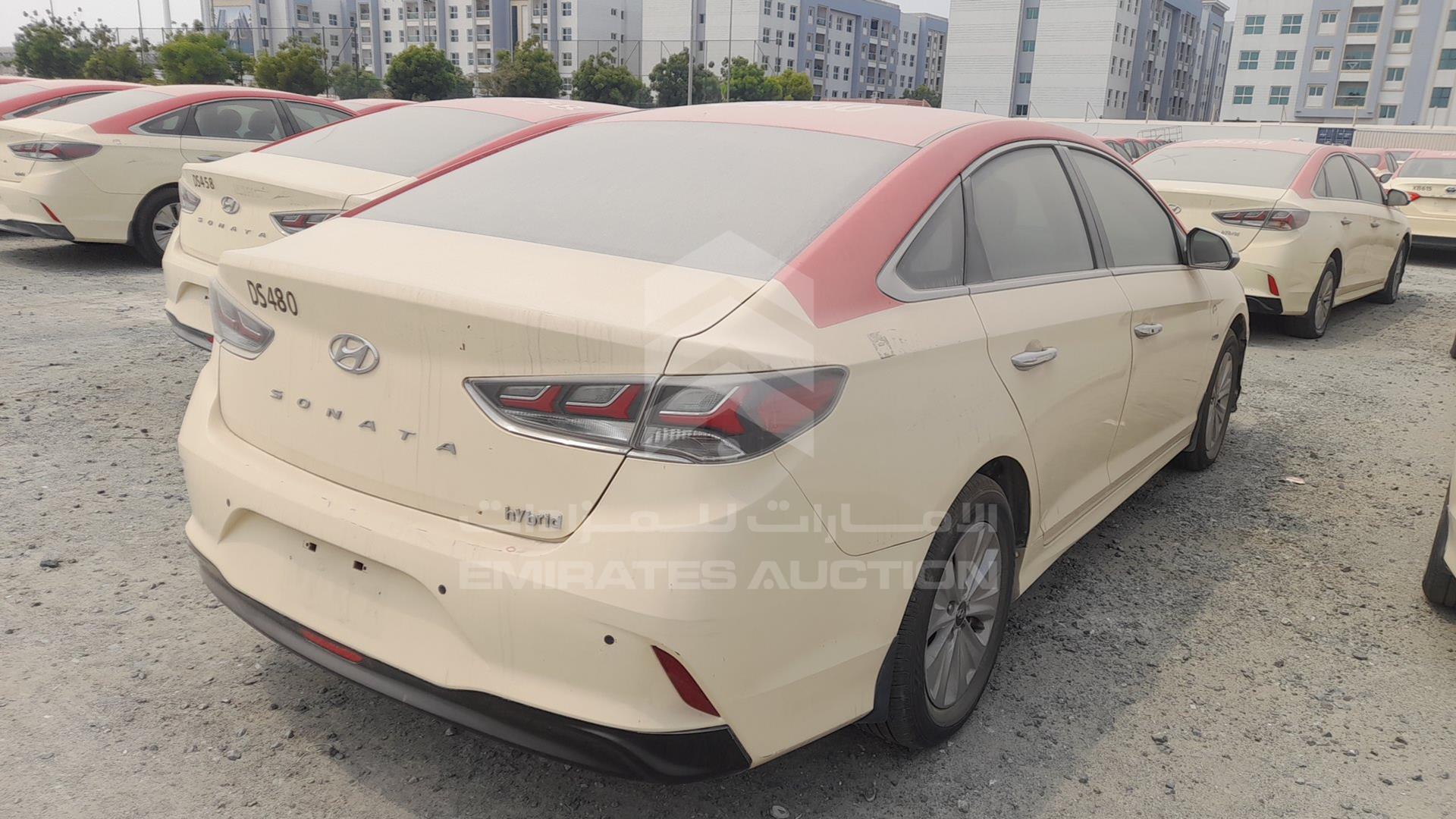 2019 HYUNDAI SONATA VIN: KMHE24130KA092946