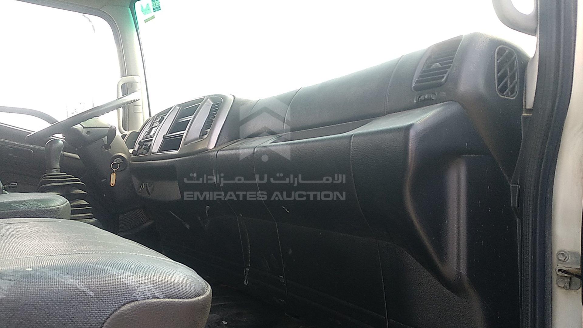 2011 HINO 500 VIN: JHDFG1JP6B1S18432
