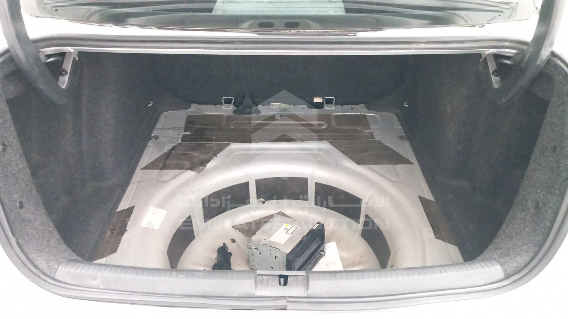 2015 VOLKSWAGEN JETTA VIN: WVWRV1AJXFM200925