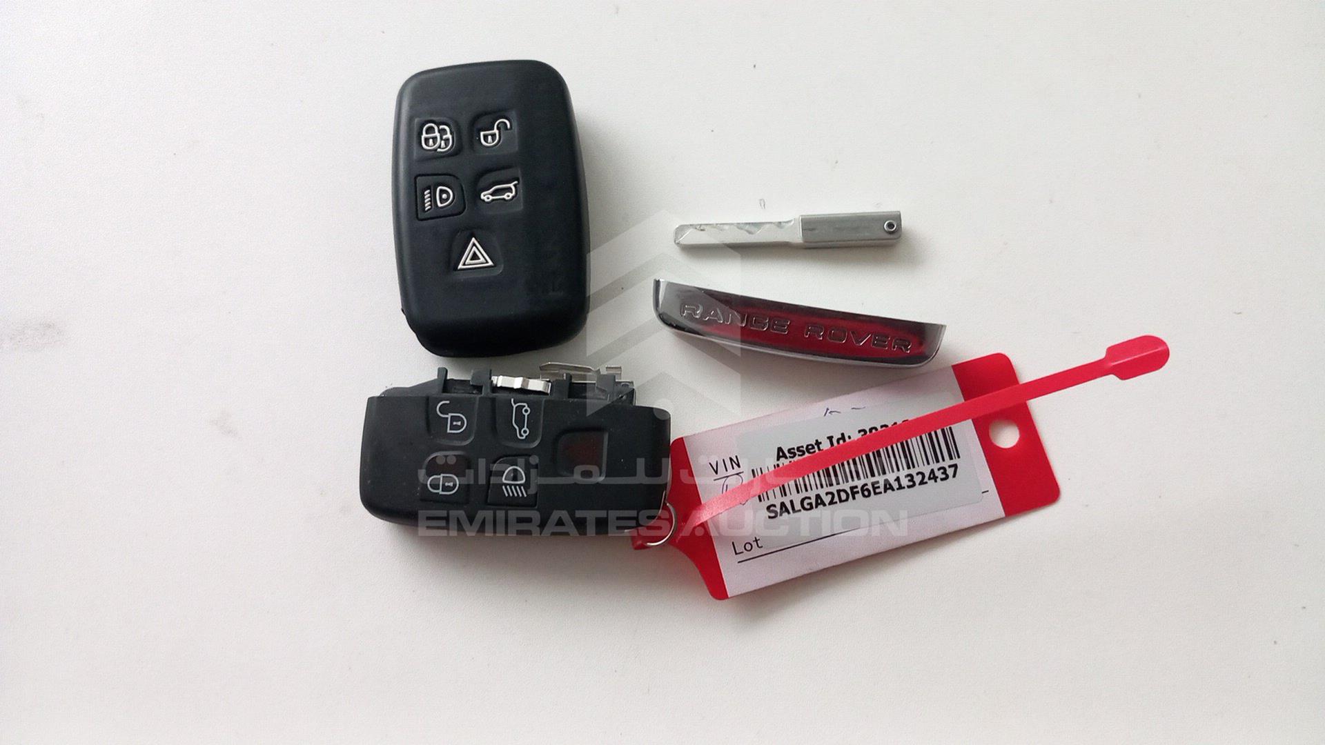 2014 RANGE ROVER VOGUE VIN: SALGA2DF6EA132437