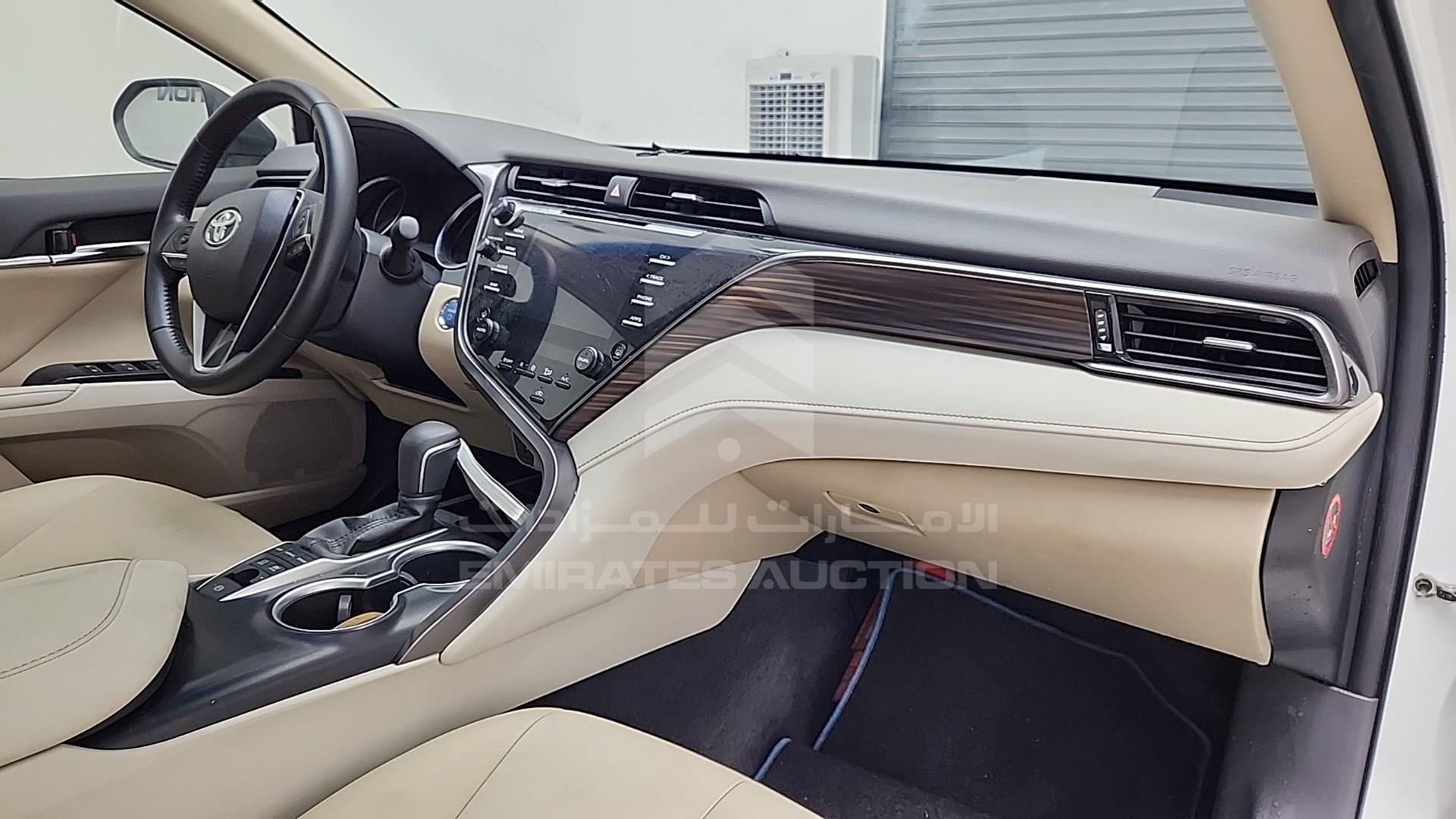 2019 TOYOTA CAMRY HYBRID VIN: JTNB24HK4K3016859