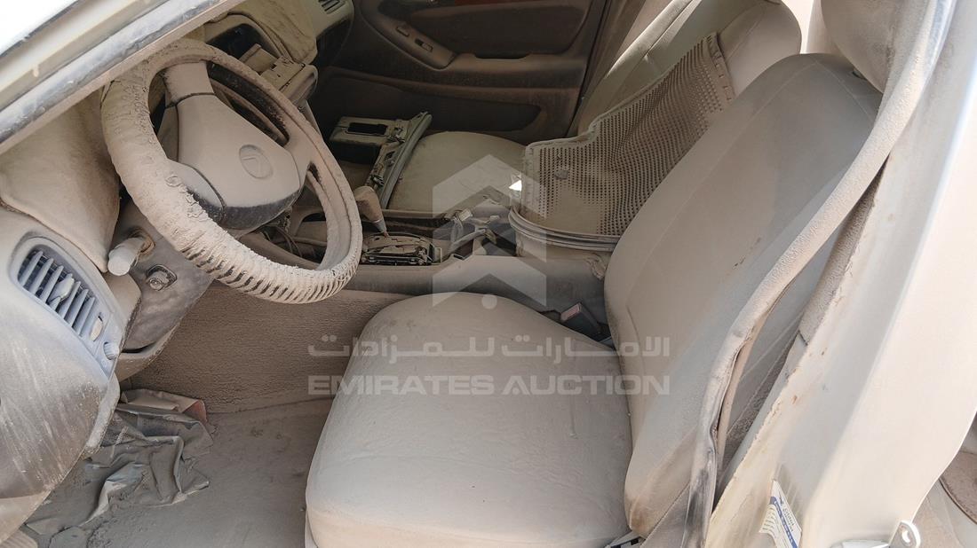 2000 Lexus GS 300 — Front Left Driver Seat View — Photo 12