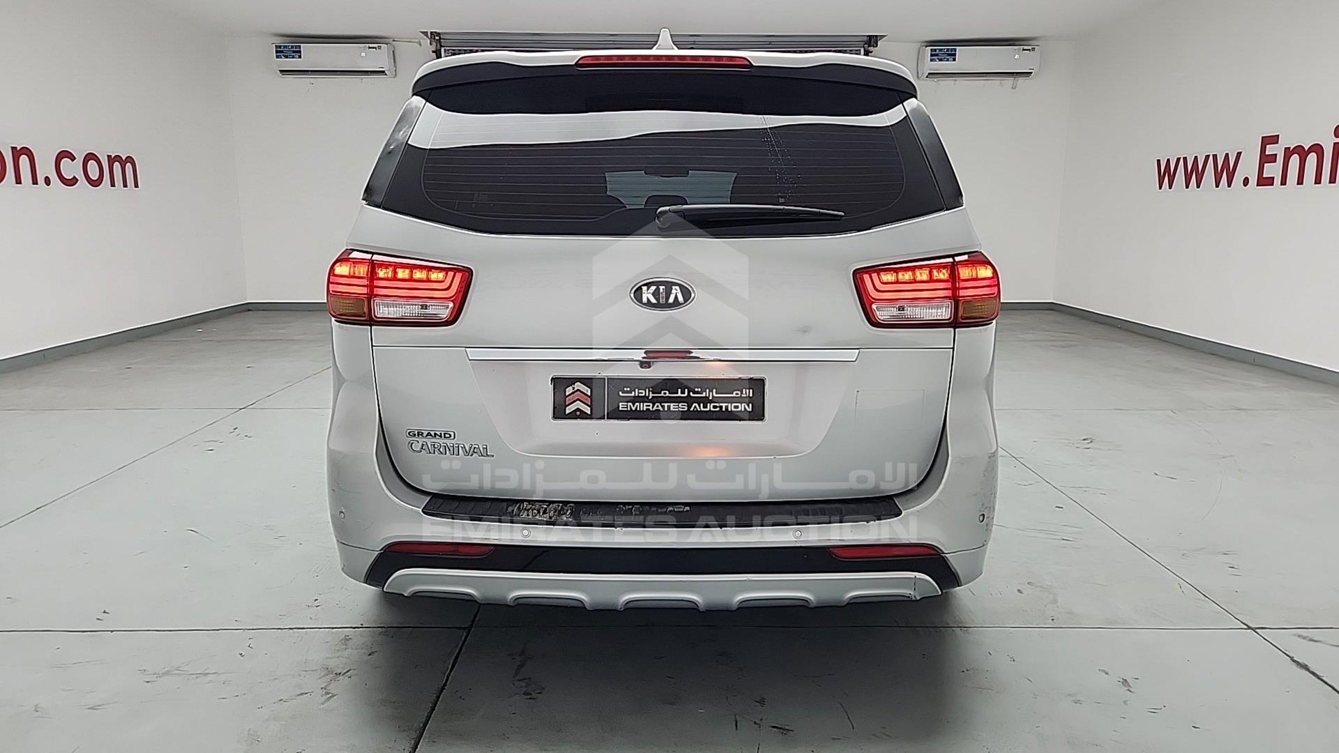 2016 KIA CARNIVAL VIN: KNAMC8120G6187445