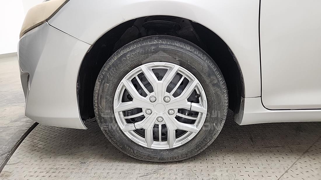 2014 Toyota Camry — Front Left Tyre — Photo 36