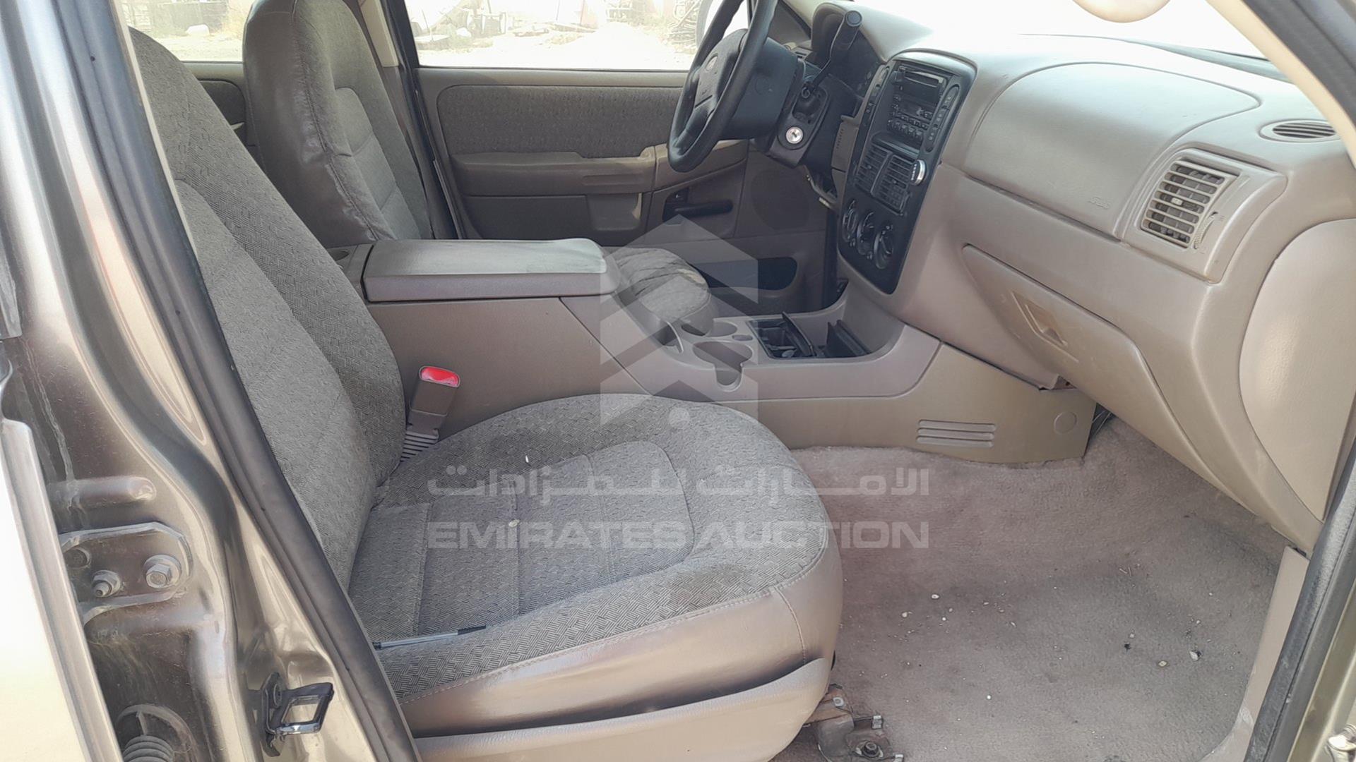 2005 FORD EXPLORER VIN: 1FMZU72E15ZA74409
