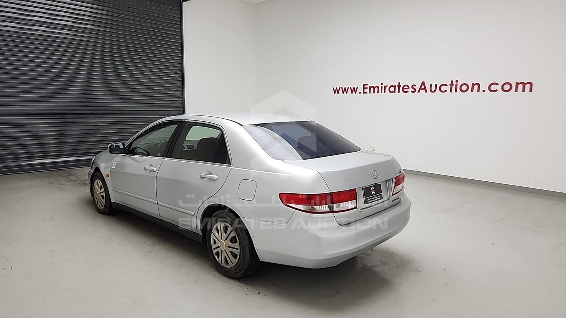 2004 HONDA ACCORD VIN: JHMCM56584C413076