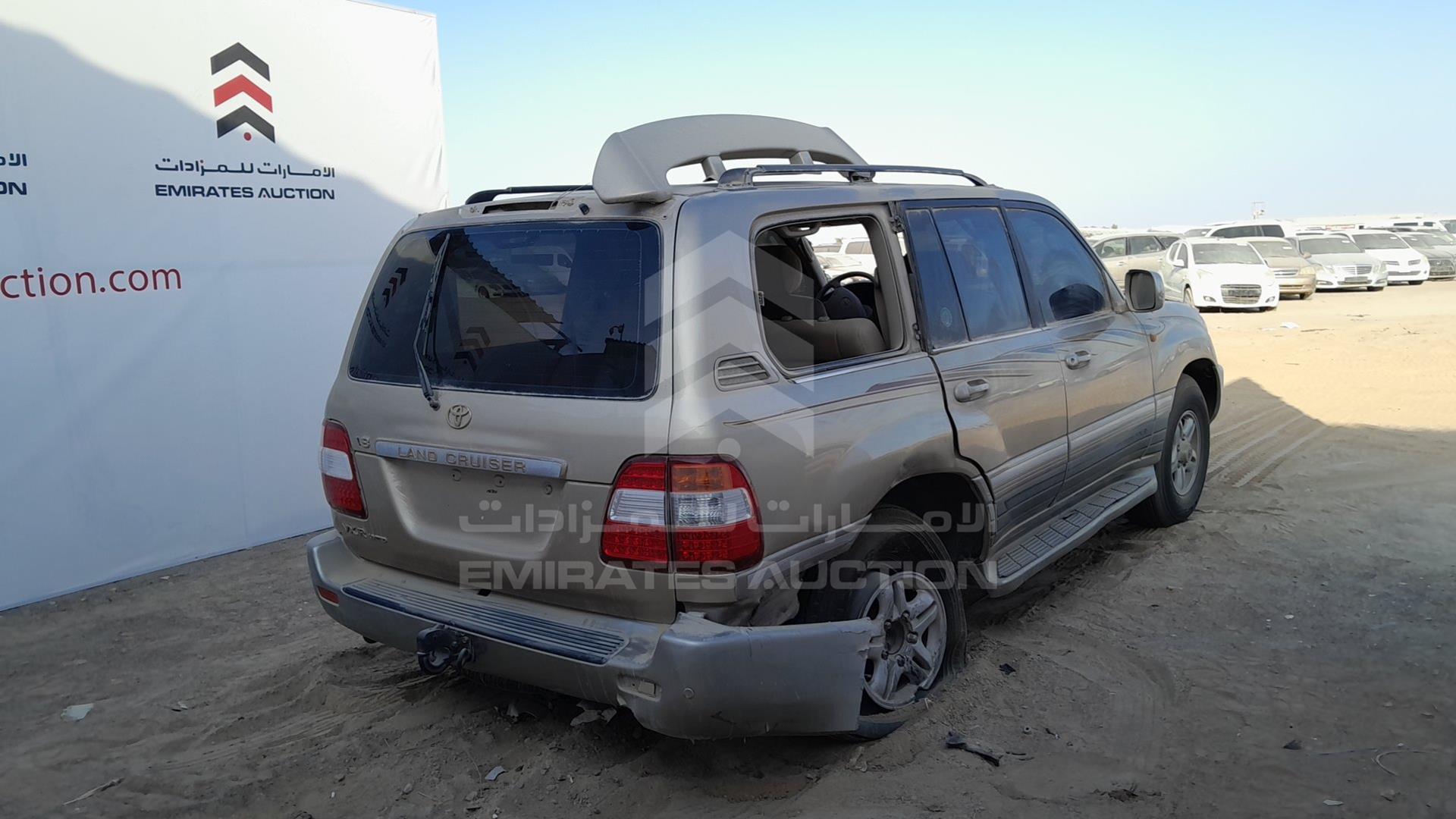2006 TOYOTA LAND CRUISER VIN: JTEHT05J262085590
