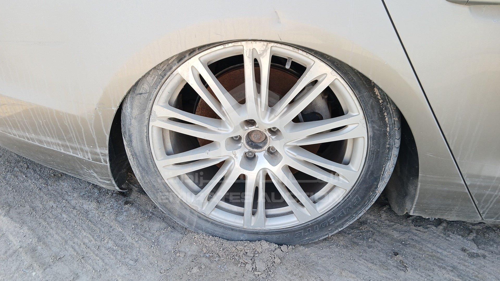 2011 AUDI A8 L VIN: WAURVB4HXBN004936