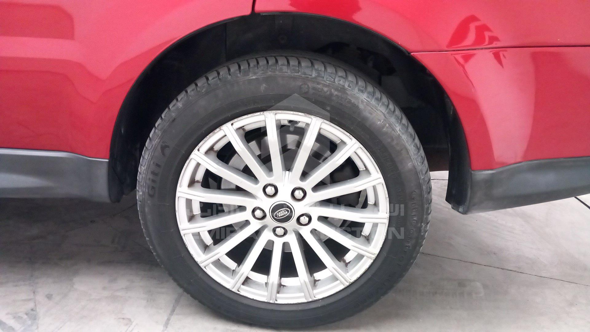 2013 RANGE ROVER SPORT VIN: SALLSAAD4DA812586