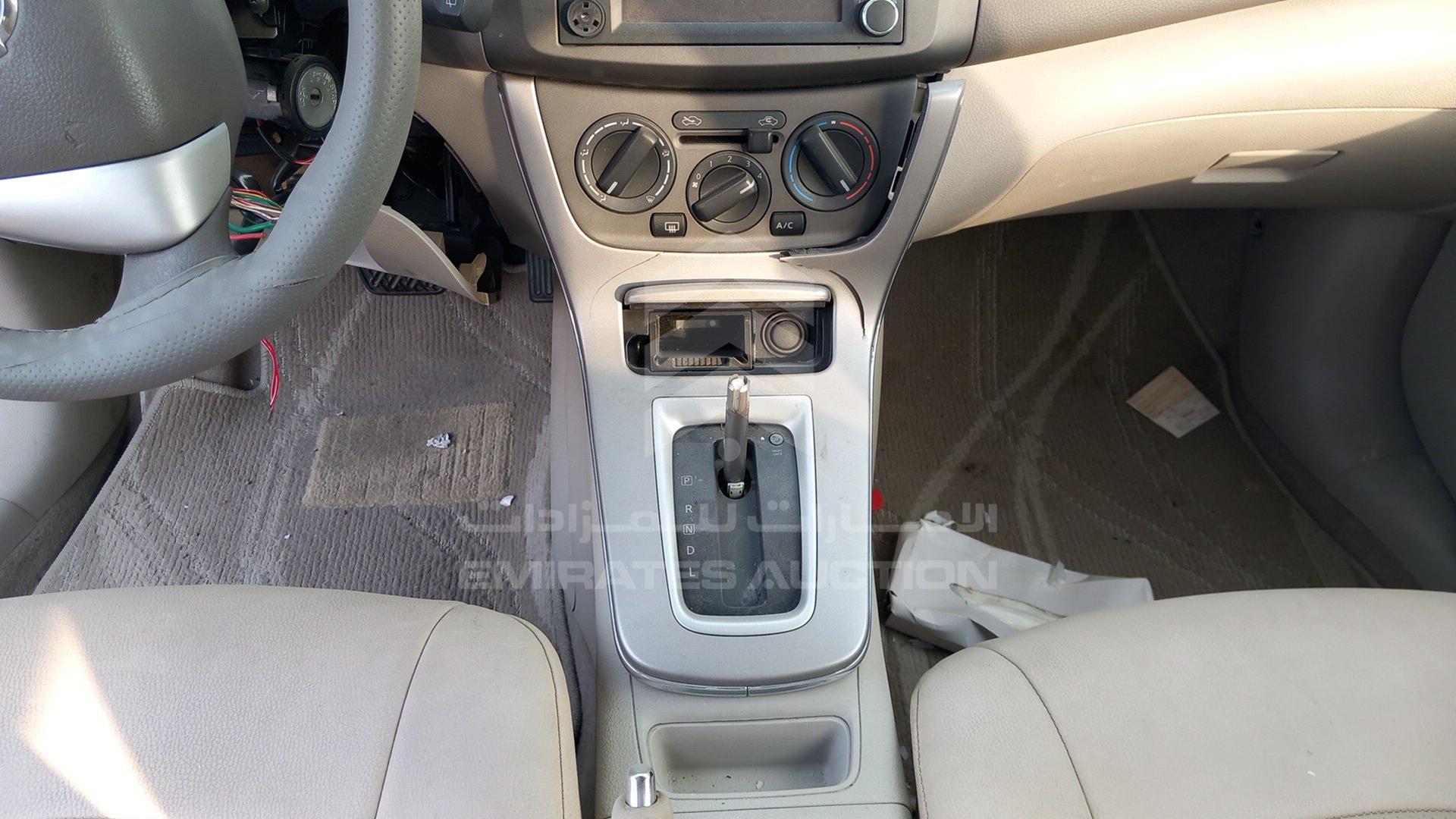 2015 NISSAN TIIDA VIN: MNTBC2C94F6006632