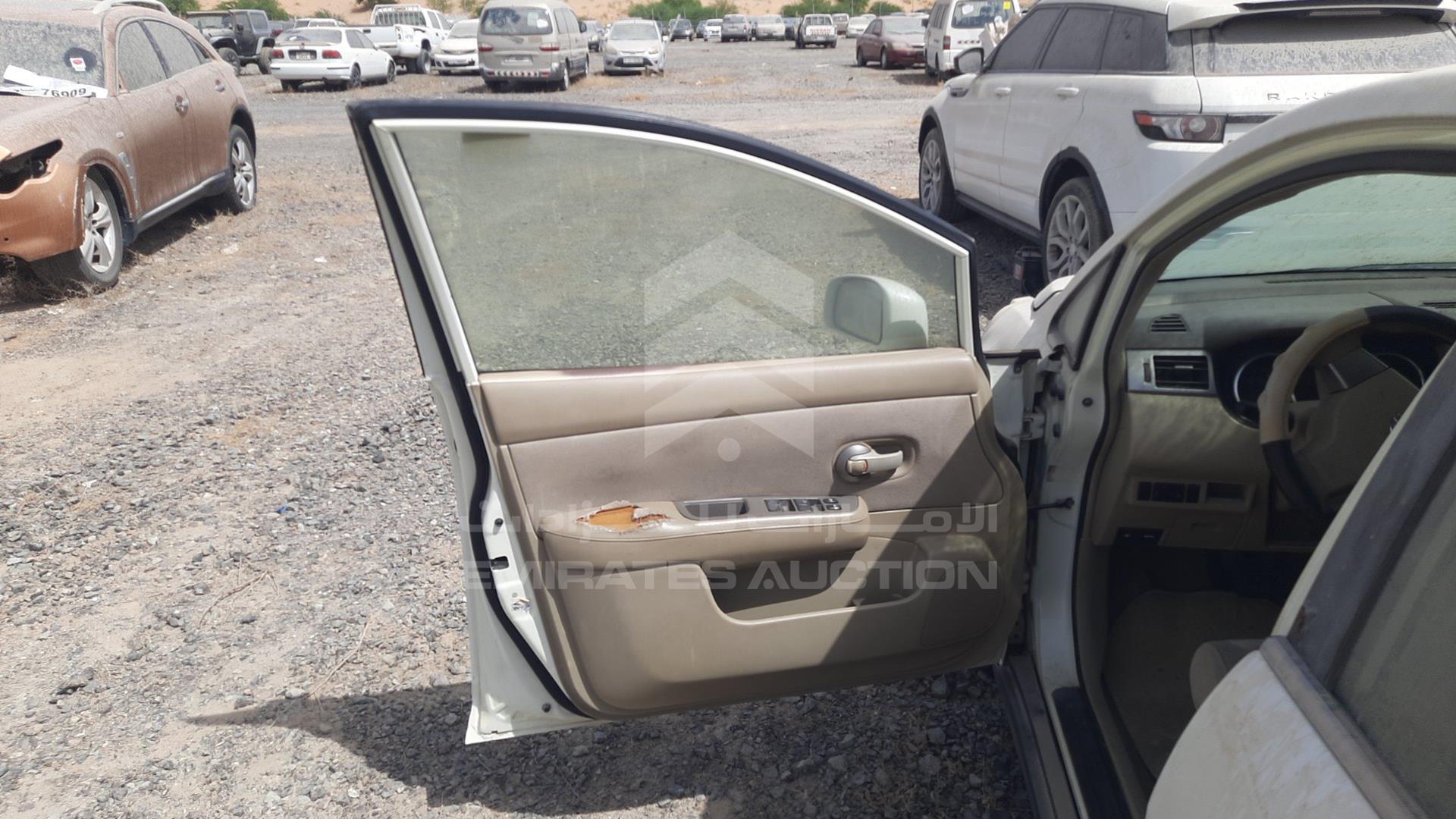 2008 NISSAN TIIDA VIN: JN1CC11C68T009317