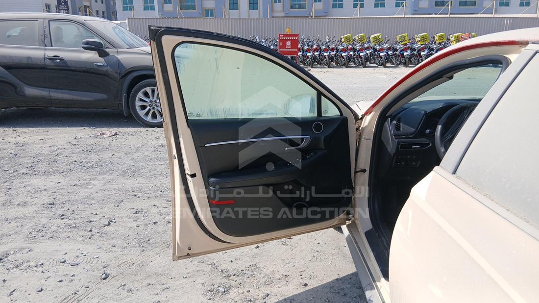 2021 Hyundai Sonata Hybrid — Front Left Door — Photo 11