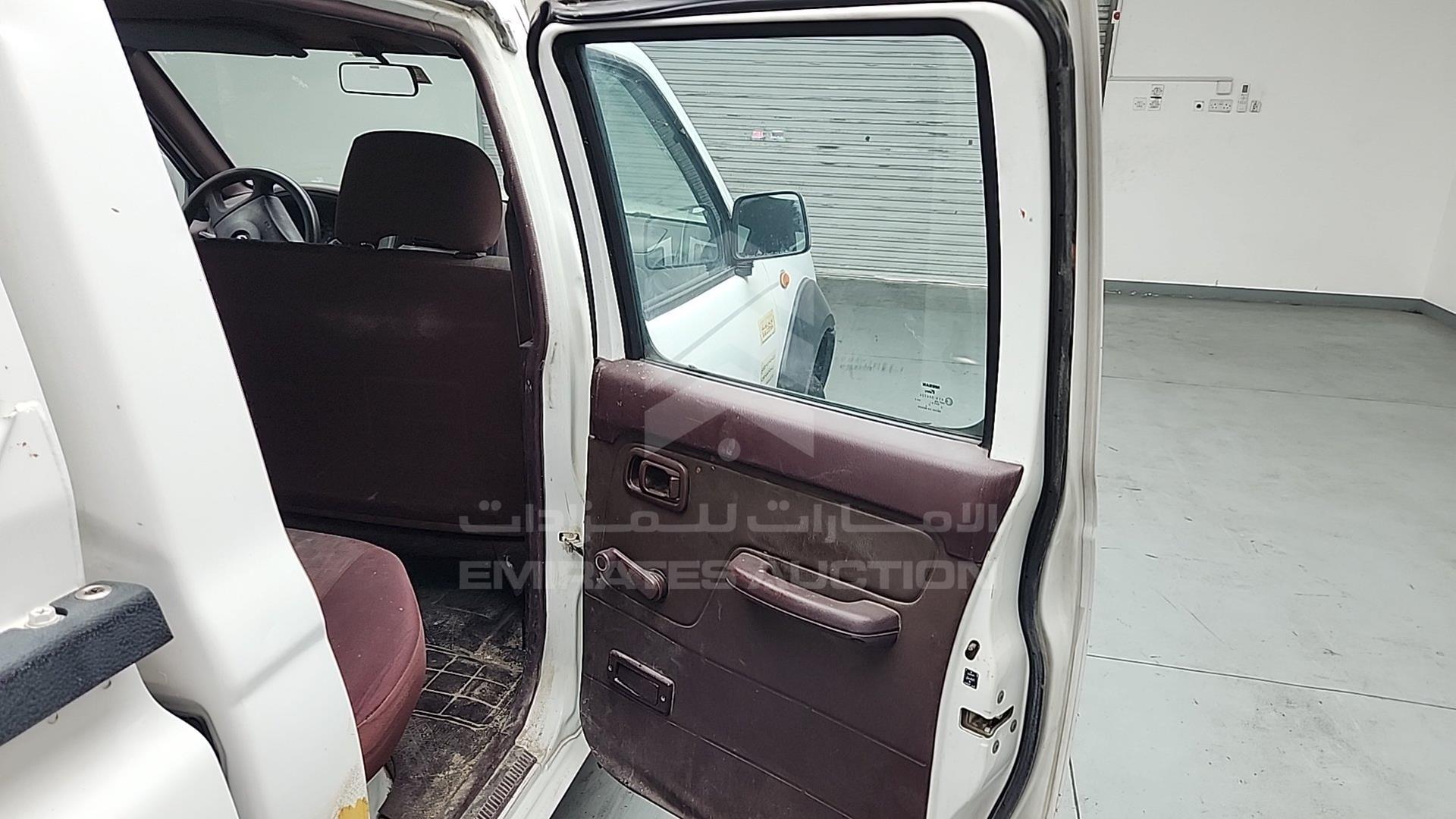 2013 NISSAN 2400 VIN: 3N6DD2EY8DK090753
