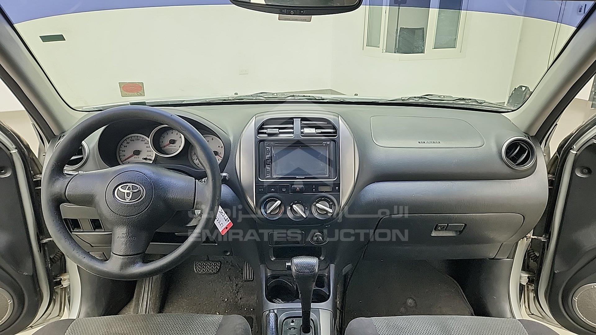 2005 TOYOTA RAV-4 VIN: JTEHH20V350302629