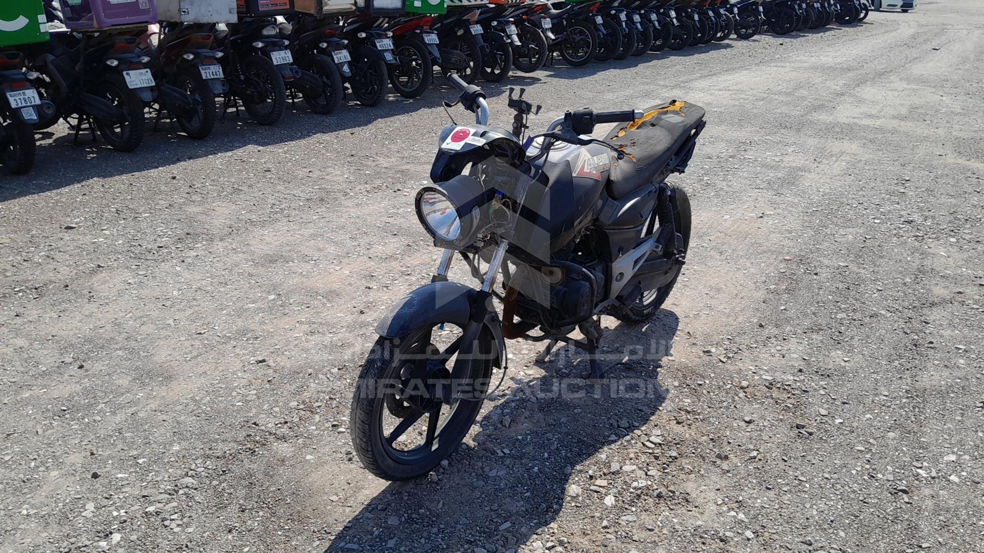 2010 BAJAJ 150 CC VIN: MD2DHDHZZSCG06314