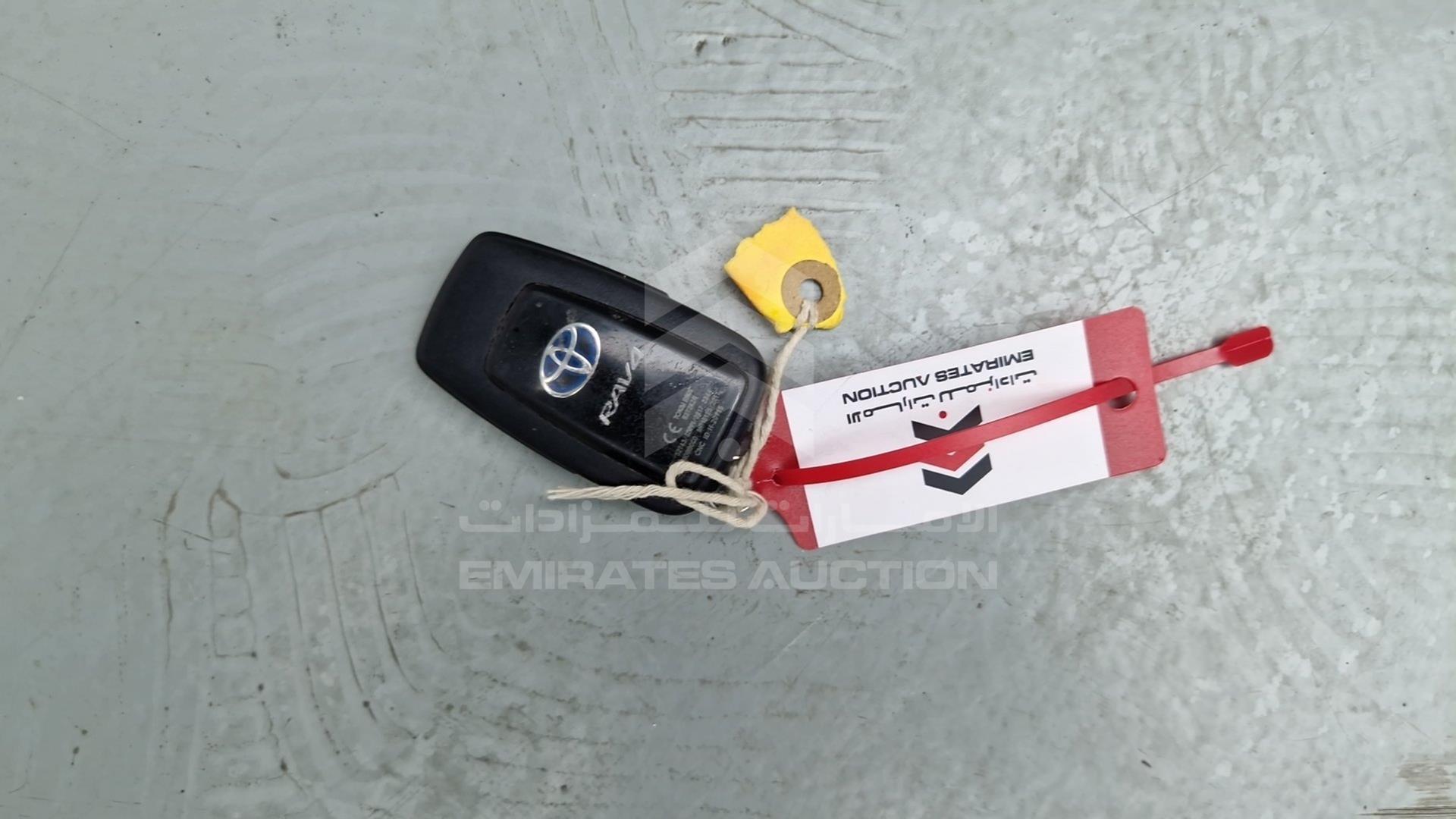 2021 TOYOTA RAV-4 VIN: JTMDW3FV5MD102476