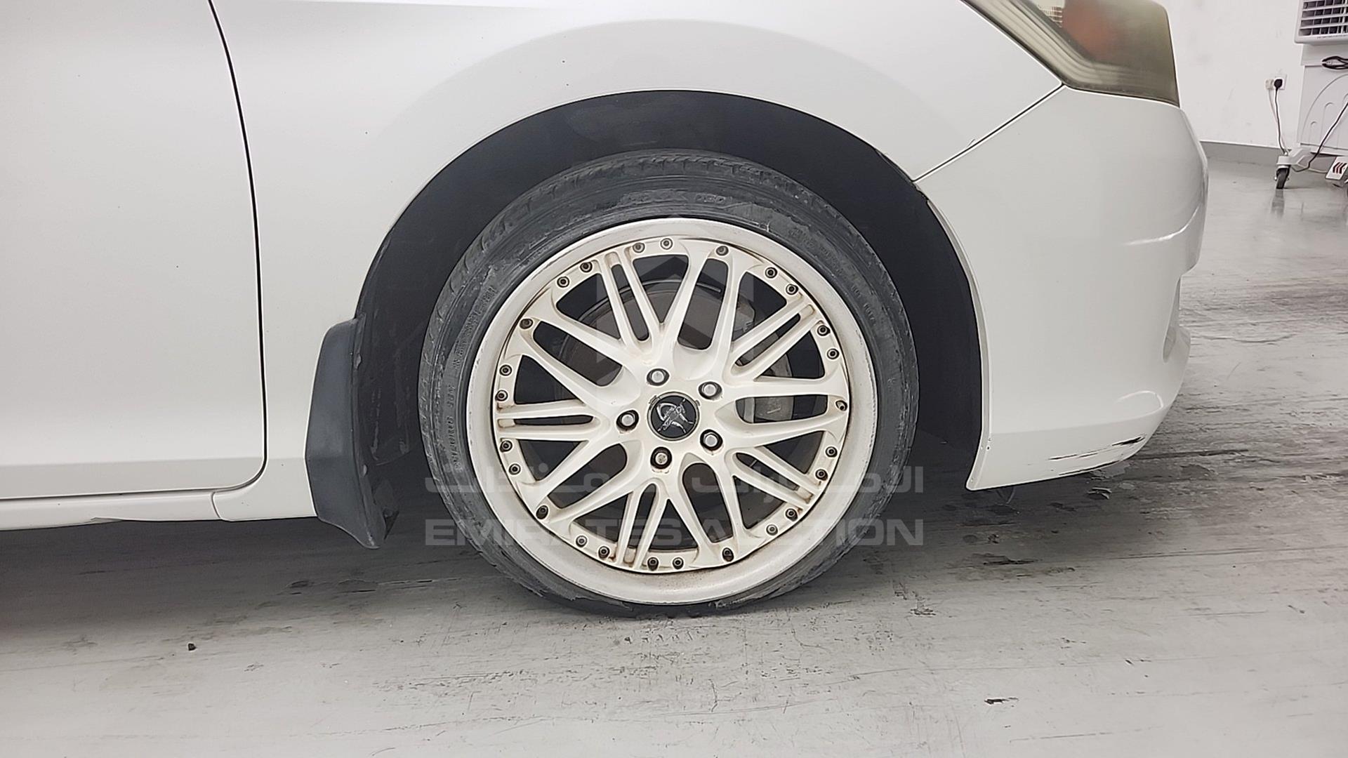 2013 HONDA ACCORD VIN: 1HGCR2F33DA245280