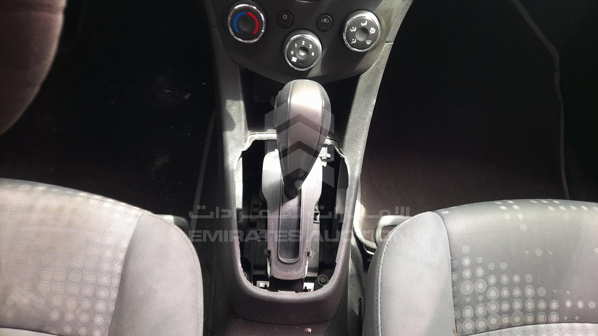 2014 CHEVROLET SONIC VIN: KL1JD5BE4EB527377