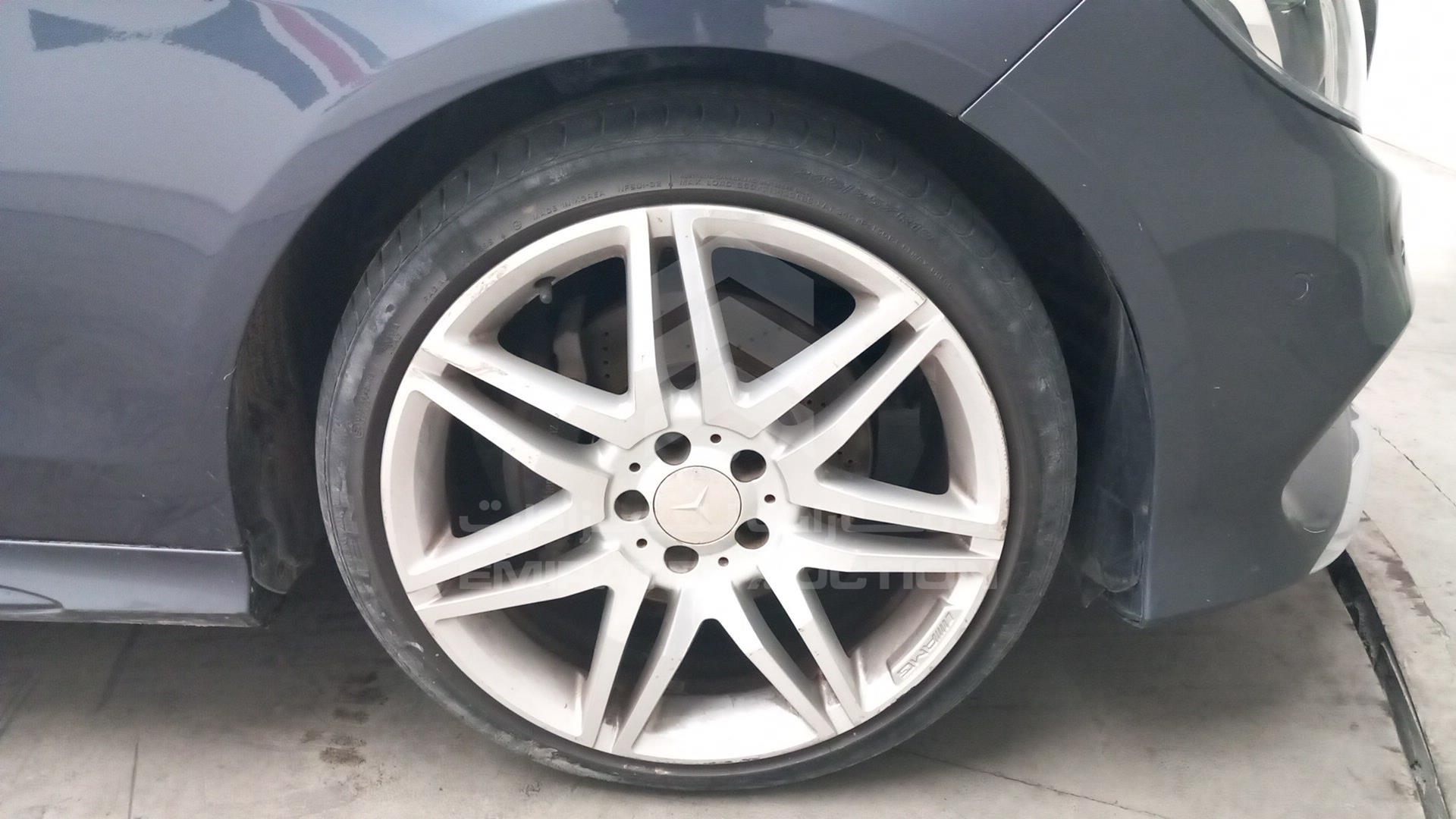 2014 MERCEDES E 300 VIN: WDDHF5FB9EB027206