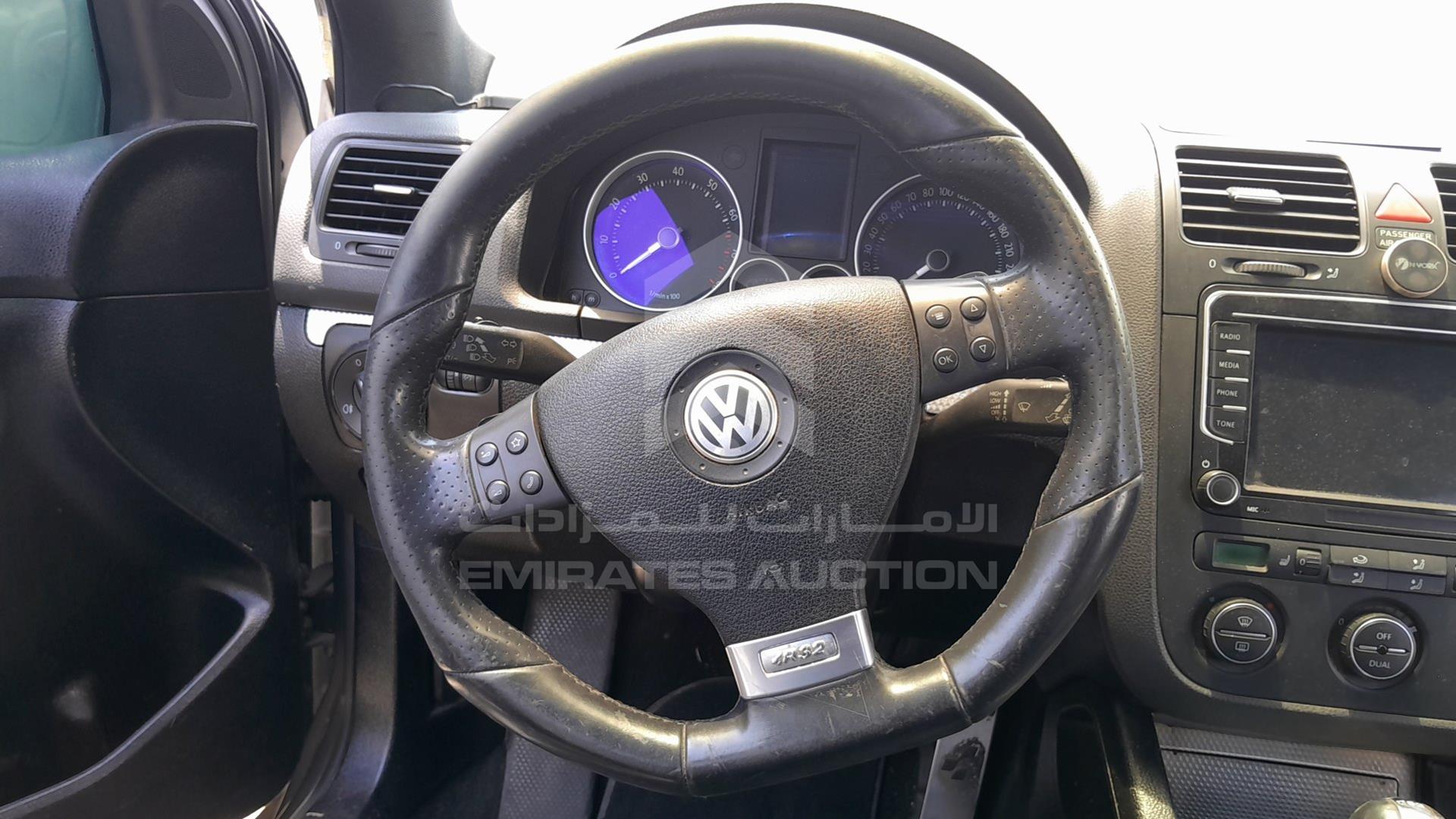 2009 VOLKSWAGEN GOLF R32 VIN: WVWPM11K29W029941