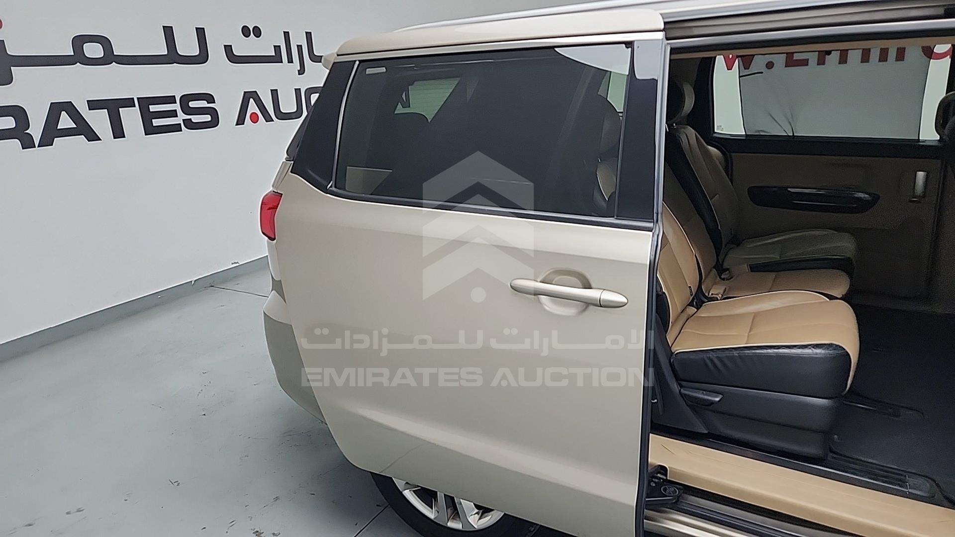 2016 KIA CARNIVAL VIN: KNAMC8121G6169908