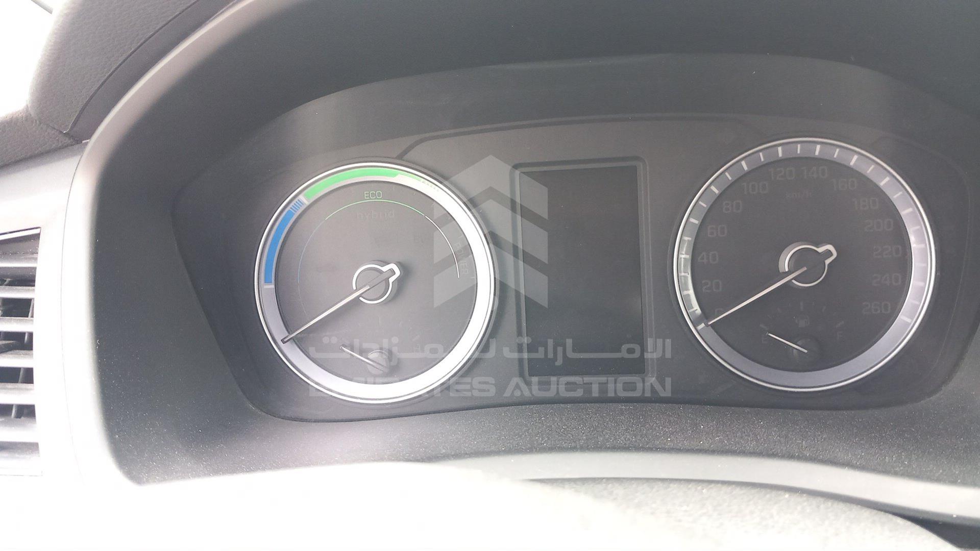 2019 HYUNDAI SONATA VIN: KMHE24138KA092970