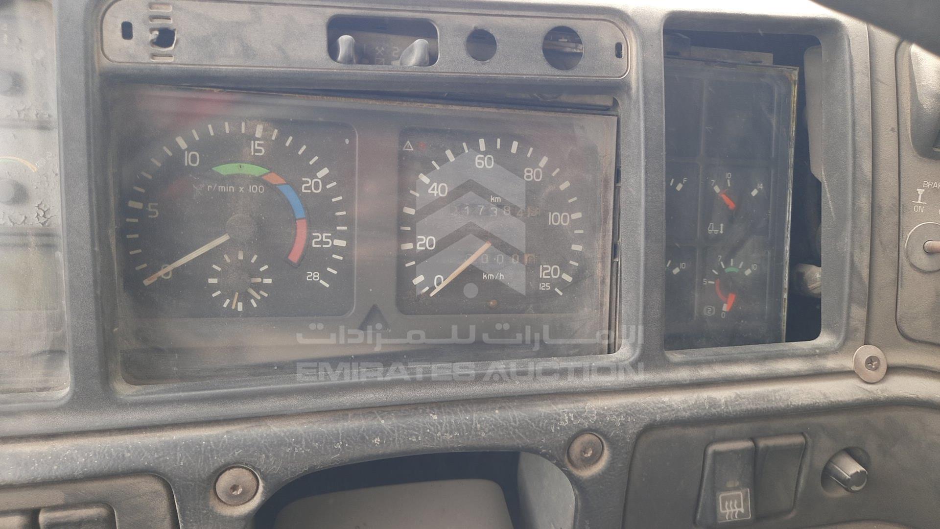 2000 VOLVO FH 12 VIN: YV2A4DAC6YA505769