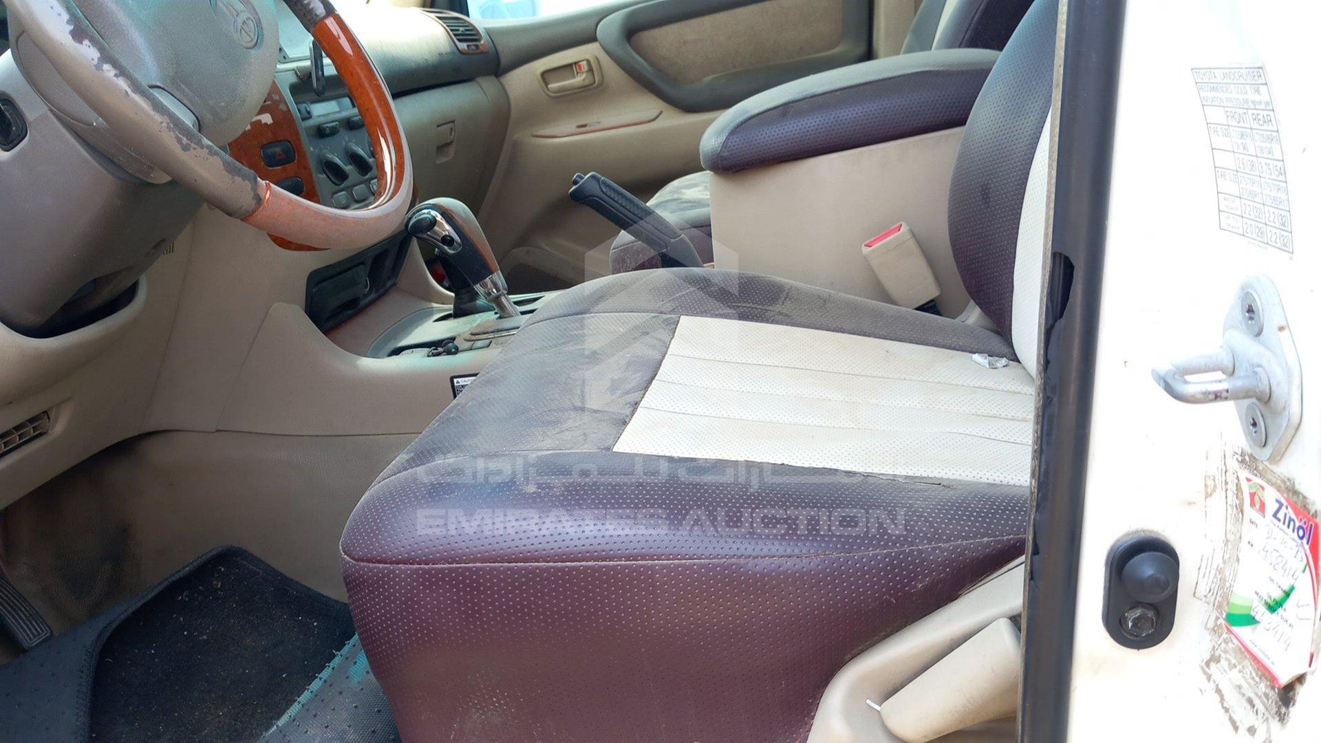 2005 TOYOTA LAND CRUISER VIN: JTEHJ09J755117236